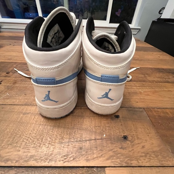 Nike Air Jordan’s - Size 6.5 - Picture 5 of 7